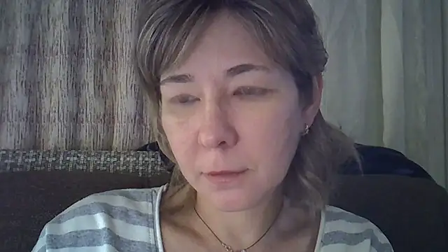 EllaJohnsonX online show from 12, 1, 2025