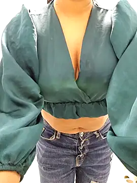 lizzzziee online show from 25, 12, 2024