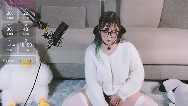 Snapshot of Yu_UwU_ chatting on 18, 2, 2025 Yu UwU  online show from 18, 2, 2025