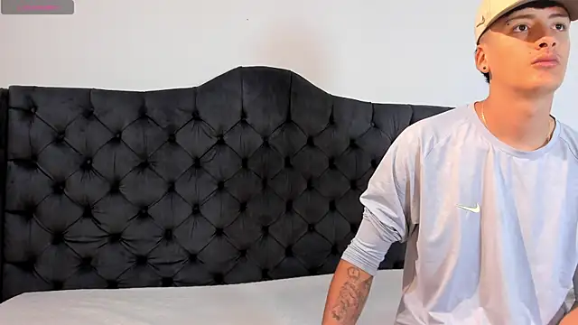 two milkyway online show from 8, 10, 2025