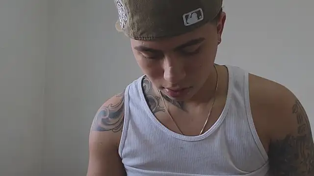 Thiago x Sahara online show from 3, 11, 2025