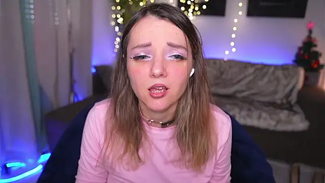 Magnetic Amy online show from 4, 1, 2025