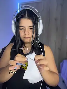 pretty angela1 online show from 15, 4, 2026