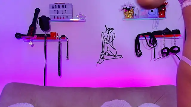 Snapshot of EmiF26 chatting on 15, 9, 2025 EmiF26 online show from 15, 9, 2025