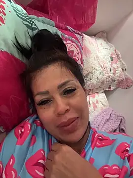 Snapshot of KarolRubi1 chatting on 25, 4, 2026 KarolRubi1 online show from 25, 4, 2026