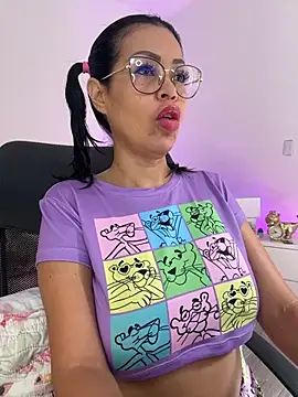 Snapshot of KarolRubi1 chatting on 5, 5, 2026 KarolRubi1 online show from 5, 5, 2026