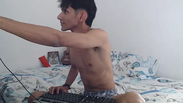 Snapshot of Johan_Mancini_R chatting on 30, 12, 2024 Johan Mancini R online show from 30, 12, 2024