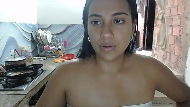 Snapshot of Coral0403 chatting on 9, 7, 2026 Coral0403 online show from 9, 7, 2026