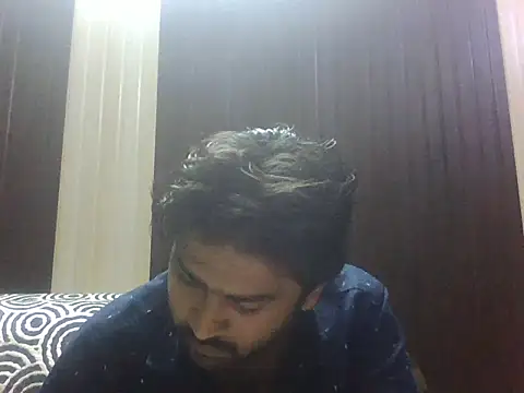 Snapshot of indihotguy chatting on 18, 9, 2025 indihotguy online show from 18, 9, 2025