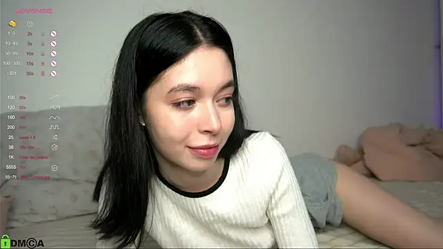 Snapshot of LittleOriana chatting on 28, 2, 2026 LittleOriana online show from 28, 2, 2026