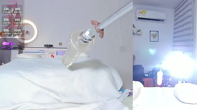 Maria Jones  online show from 15, 10, 2025