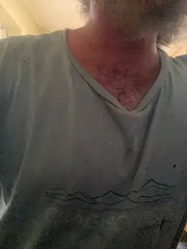 poesnuus999 online show from 25, 12, 2024