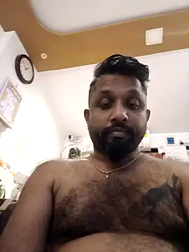 Snapshot of carria_homes chatting on 4, 2, 2025 carria homes online show from 4, 2, 2025