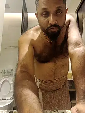 Snapshot of carria_homes chatting on 7, 2, 2025 carria homes online show from 7, 2, 2025