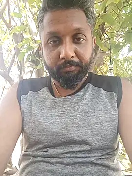 Snapshot of carria_homes chatting on 23, 2, 2025 carria homes online show from 23, 2, 2025