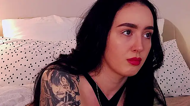 KimKhallifa online show from 10, 5, 2026