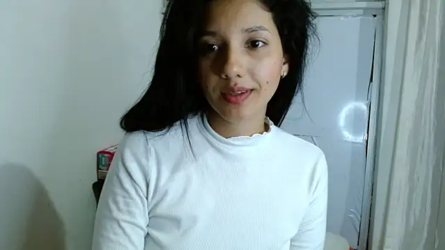 Snapshot of emmariders2 chatting on 13, 2, 2025 emmariders2 online show from 13, 2, 2025