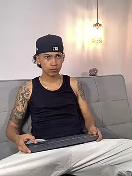 Br4ndxpimm online show from 30, 4, 2026