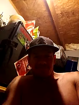 Snapshot of Playboy40 chatting on 10, 10, 2025 Playboy40 online show from 10, 10, 2025