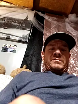 Snapshot of Playboy40 chatting on 14, 10, 2025 Playboy40 online show from 14, 10, 2025