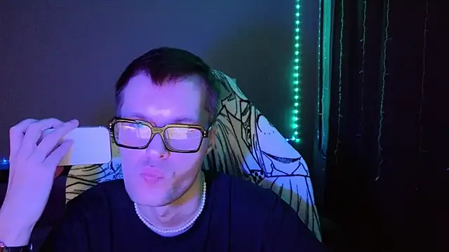 Leonnextdoor online show from 17, 1, 2025