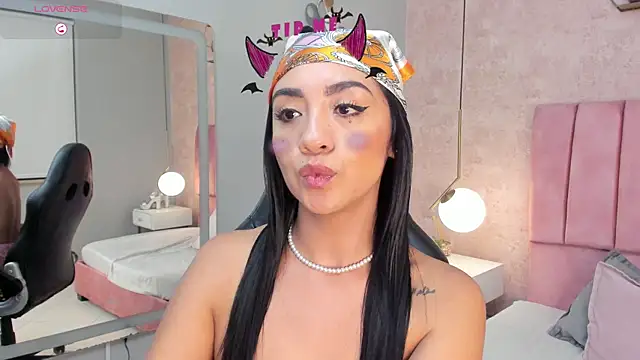 MAGIC AURORAA online show from 18, 3, 2025