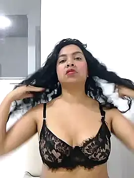 Brendabluee online show from 5, 1, 2025