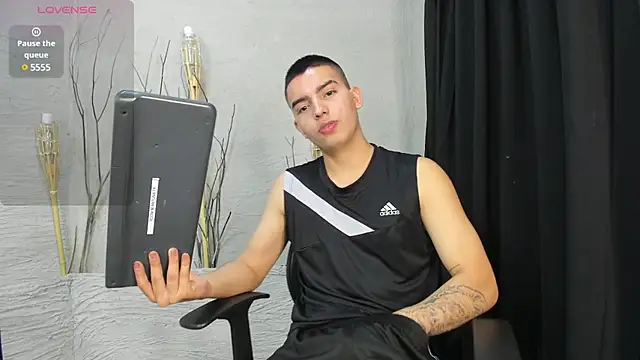 MarcoVitto online show from 10, 1, 2025