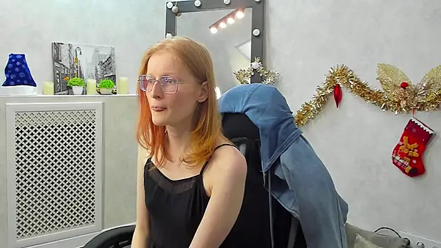 Snapshot of ElizabethHarpper chatting on 19, 1, 2025 ElizabethHarpper online show from 19, 1, 2025