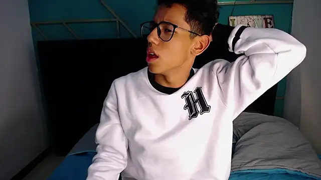 RyanPricee online show from 12, 1, 2025