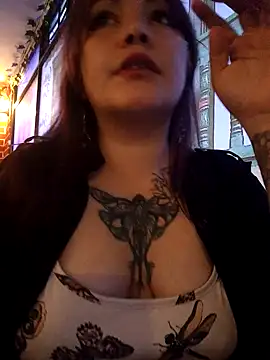 Miss Amelie online show from 23, 1, 2025