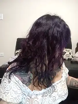 Miss Amelie online show from 27, 2, 2025