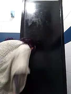 Miss Amelie online show from 8, 3, 2025