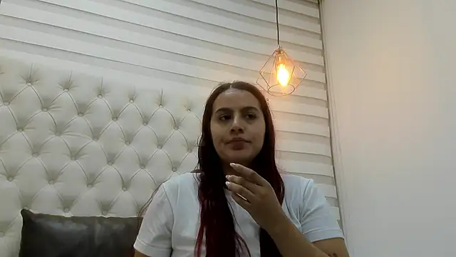 DAVID VICTORIAA online show from 10, 10, 2025