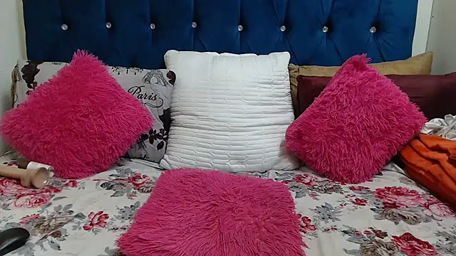 SexyLadyBoosxx online show from 7, 2, 2026