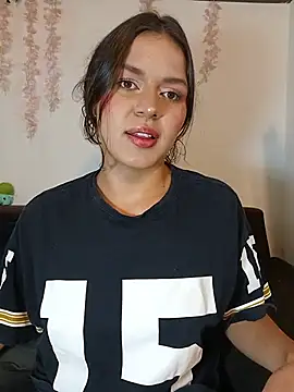 Danni shy online show from 24, 5, 2026
