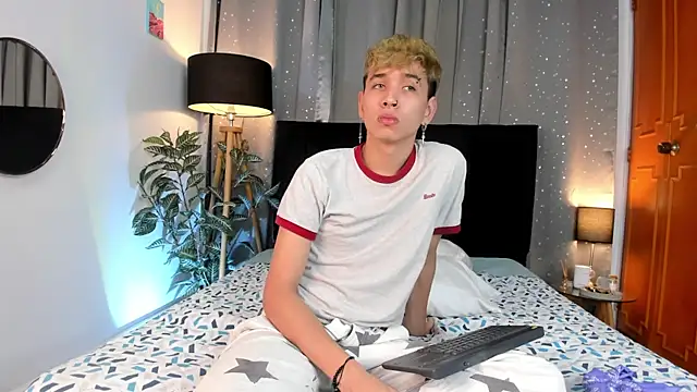 Brian-Ausslos online show from 5, 2, 2025