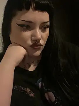 Gothicsiren online show from 5, 1, 2025