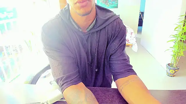 Adam Valenciia online show from 25, 10, 2025