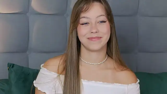 Snapshot of TheEmma chatting on 17, 3, 2026 TheEmma online show from 17, 3, 2026