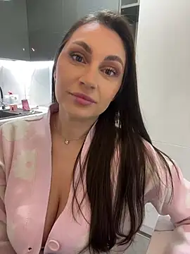 Snapshot of claraxjoyy chatting on 10, 1, 2025 claraxjoyy online show from 10, 1, 2025