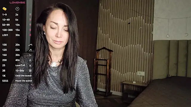 Snapshot of Monica_Weiss chatting on 25, 4, 2026 Monica Weiss online show from 25, 4, 2026