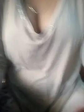 Snapshot of muskan-Sharma chatting on 11, 9, 2025 muskan-Sharma online show from 11, 9, 2025