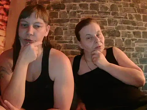 Sweet Phoenix online show from 15, 1, 2025