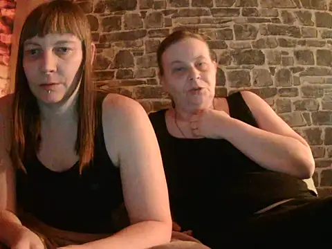 Sweet Phoenix online show from 25, 1, 2025