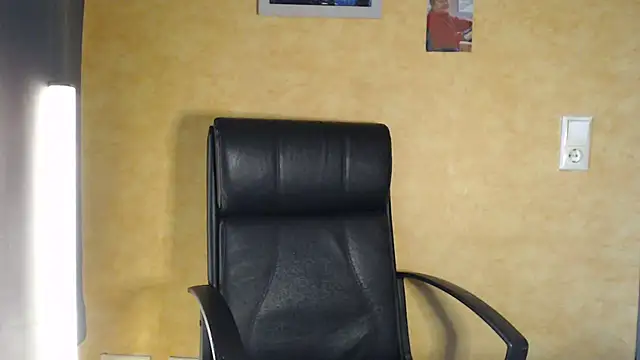 Sweet Phoenix online show from 25, 9, 2025