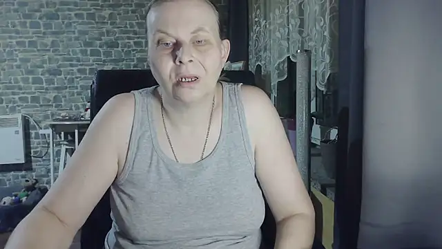 Sweet Phoenix online show from 10, 10, 2025