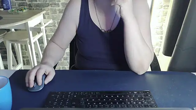 Sweet Phoenix online show from 6, 2, 2026