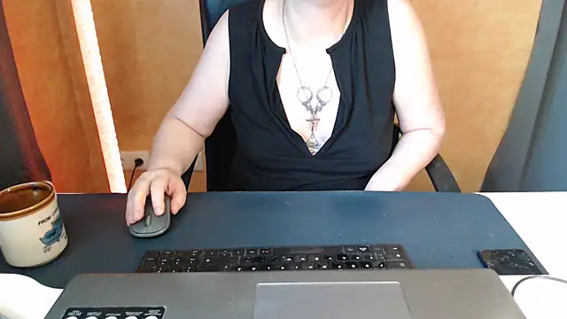Snapshot of Sweet_Phoenix chatting on 16, 5, 2026 Sweet Phoenix online show from 16, 5, 2026