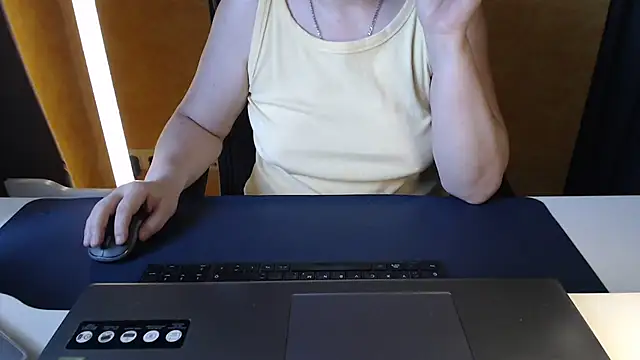 Sweet Phoenix online show from 7, 7, 2026